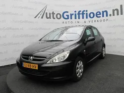 Zwart Gebruikt 2005 Peugeot 307 Premium Hatchback | € 1.690 (Eerlijke prijs)