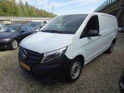 Wit Gebruikt 2021 Mercedes Vito Active MPV | € 11.995 (Super prijs)