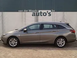 Grijs Gebruikt 2021 Opel Astra Business Elegance Stationwagen | € 9.900 (Eerlijke prijs)