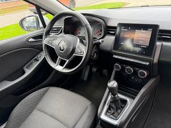 Wit Gebruikt 2020 Renault Clio V Zen Hatchback | € 13.450 (Iets duurder)