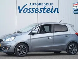 Grijs Gebruikt 2019 Mitsubishi Space Star Hatchback | € 11.900 (Goede deal)