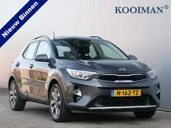 Grijs Gebruikt 2020 Kia Stonic SUV | € 14.850 (Goede deal)