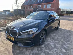 Zwart Gebruikt 2020 BMW 118 Executive Hatchback | € 17.500 (Eerlijke prijs)