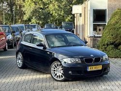 Zwart (metallic) Gebruikt 2007 BMW 118 M Sport Hatchback | € 2.999 (Super prijs)