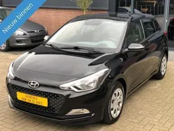 Zwart, metallic lak Gebruikt 2017 Hyundai i20 Hatchback | € 8.999 (Goede deal)
