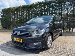 Zwart Gebruikt 2015 VW Touran Highline MPV | € 9.000 (Super prijs)