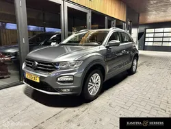 Grijs Gebruikt 2020 VW T-Roc Style SUV | € 22.795 (Goede deal)