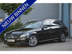 Zwart Gebruikt 2017 Mercedes C180 Avantgarde Stationwagen | € 18.750 (Eerlijke prijs)