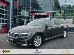 Grijs Gebruikt 2021 VW Passat GTE Stationwagen | € 22.999 (Eerlijke prijs)