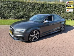 Grijs Gebruikt 2017 Audi RS3 Comfort Hatchback | € 38.950 (Eerlijke prijs)