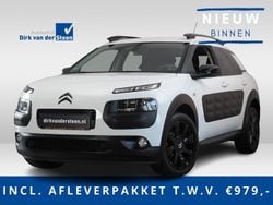 Wit (metallic) Gebruikt 2017 Citroën C4 Cactus PureTech Hatchback | € 7.850 (Eerlijke prijs)