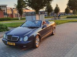 Blauw Gebruikt 1999 Mercedes CLK230 Elegance Cabriolet | € 2.750 (Goede deal)