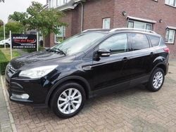 Zwart Gebruikt 2017 Ford Kuga Titanium SUV | € 13.900 (Super prijs)