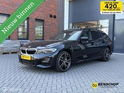 Zwart Gebruikt 2021 BMW 320e M Sport Stationwagen | € 31.740 (Eerlijke prijs)