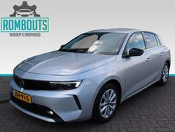 Grijs Gebruikt 2023 Opel Astra Elegance Hatchback | € 20.800 (Eerlijke prijs)