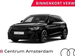 , metallic lak Gebruikt 2024 Audi A1 Sportback Comfort Hatchback | € 38.749