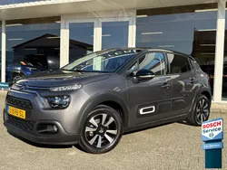 Grijs, metallic lak Gebruikt 2023 Citroën C3 Feel Hatchback | € 16.495 (Eerlijke prijs)