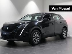 Zwart Gebruikt 2022 Peugeot 2008 Active SUV | € 17.940 (Goede deal)