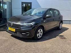 Zwart Gebruikt 2021 Dacia Sandero Hatchback | € 12.950 (Goede deal)