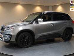 Grijs (metallic) Gebruikt 2017 Suzuki Vitara SUV | € 14.940 (Eerlijke prijs)