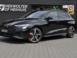 Zwart Gebruikt 2024 Audi A3 Competition Hatchback | € 39.950