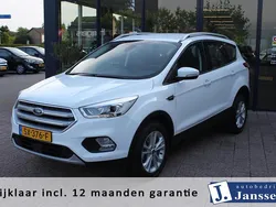 Wit Gebruikt 2018 Ford Kuga Titanium SUV | € 17.940 (Eerlijke prijs)