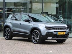Grijs, metallic lak Gebruikt 2024 Jeep Avenger EV SUV | € 29.937 (Iets duurder)