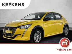 Geel Gebruikt 2023 Peugeot e-208 Allure Hatchback | € 20.725 (Eerlijke prijs)