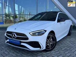 Wit Gebruikt 2022 Mercedes C300e AMG Stationwagen | € 42.950 (Eerlijke prijs)