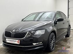 Zwart Gebruikt 2019 Skoda Octavia Ambition Sedan | € 16.900 (Iets duurder)
