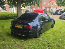 Blauw Gebruikt 2006 BMW 318 Sedan | € 3.000 (Eerlijke prijs)