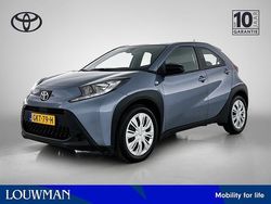 Grijs Gebruikt 2024 Toyota Aygo X Play SUV | € 17.995
