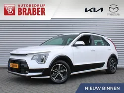 Wit, metallic lak Gebruikt 2024 Kia Niro SUV | € 32.950 (Goede deal)