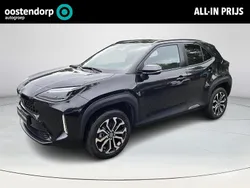 Zwart Gebruikt 2024 Toyota Yaris Cross SUV | € 31.949 (Iets duurder)