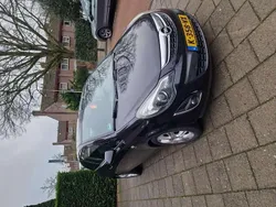 Zwart Gebruikt 2011 Opel Corsa Selection MPV | € 3.250 (Eerlijke prijs)