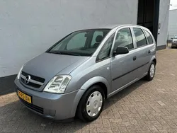 Grijs Gebruikt 2005 Opel Meriva Essentia MPV | € 1.450 (Goede deal)
