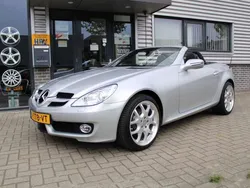 Grijs, metallic lak Gebruikt 2009 Mercedes 200 Cabriolet | € 15.999 (Duur)