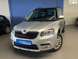 Grijs Gebruikt 2015 Skoda Yeti Elegance SUV | € 13.000