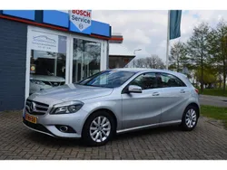 Grijs Gebruikt 2015 Mercedes A180 Ambition Hatchback | € 15.950 (Eerlijke prijs)