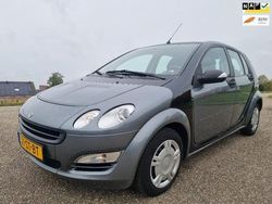 Zwart Gebruikt 2006 Smart ForFour Hatchback | € 1.599 (Eerlijke prijs)