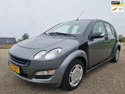 Zwart Gebruikt 2006 Smart ForFour Hatchback | € 1.799 (Eerlijke prijs)
