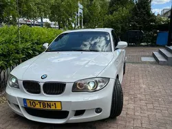 Wit Gebruikt 2011 BMW 120 Hatchback | € 9.900 (Eerlijke prijs)