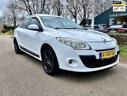 Wit Gebruikt 2011 Renault Mégane Expression Van | € 1.999