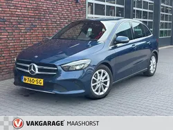 Blauw Gebruikt 2019 Mercedes B180 Premium MPV | € 22.250 (Eerlijke prijs)