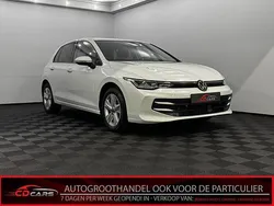 Wit Gebruikt 2025 VW Golf VIII Business Hatchback | € 29.950 (Goede deal)