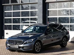 Grijs, metallic lak Gebruikt 2018 Mercedes C180 Ambition Stationwagen | € 26.950 (Duur)