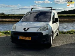 Zilver Gebruikt 2010 Peugeot Partner MPV | € 2.250 (Eerlijke prijs)