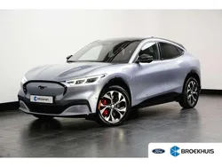 Grijs Gebruikt 2022 Ford Mustang Mach-E Premium SUV | € 35.400 (Eerlijke prijs)