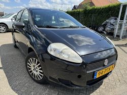 Zwart Gebruikt 2011 Fiat Punto Evo Dynamic Hatchback | € 1.999 (Eerlijke prijs)