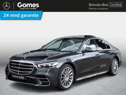Grijs, metallic lak Gebruikt 2023 Mercedes S450 AMG line Sedan | € 102.950 (Eerlijke prijs)
